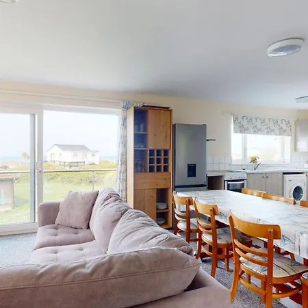 D32 Chyanvean, Riviere Towans Holiday home